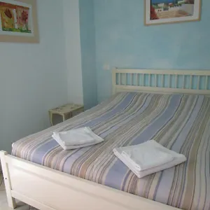  Bed & Breakfast Laura